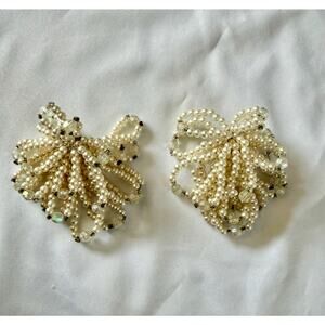 Vintage earrings faux pearl cluster